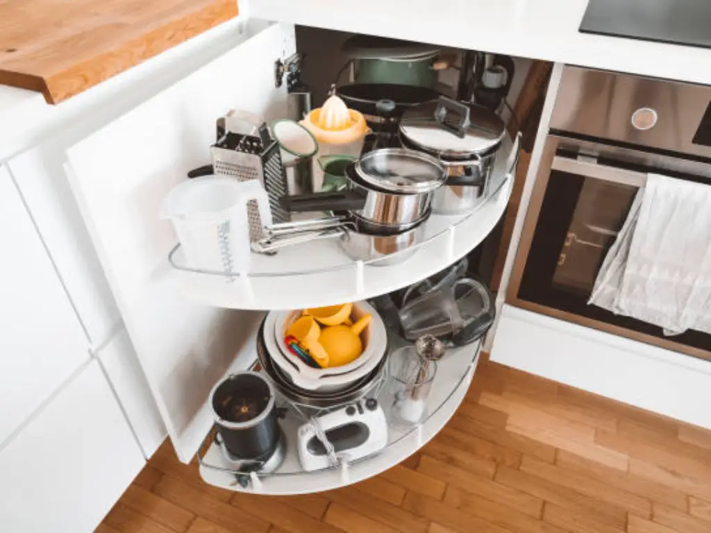 blind corner organizer