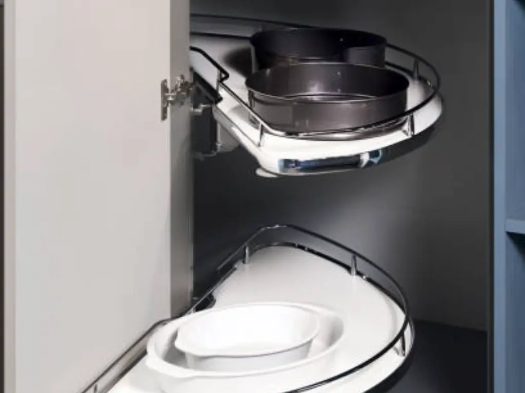magic corner solution
